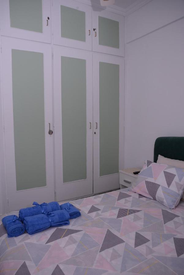 Captain'S Home Loutraki Exterior photo