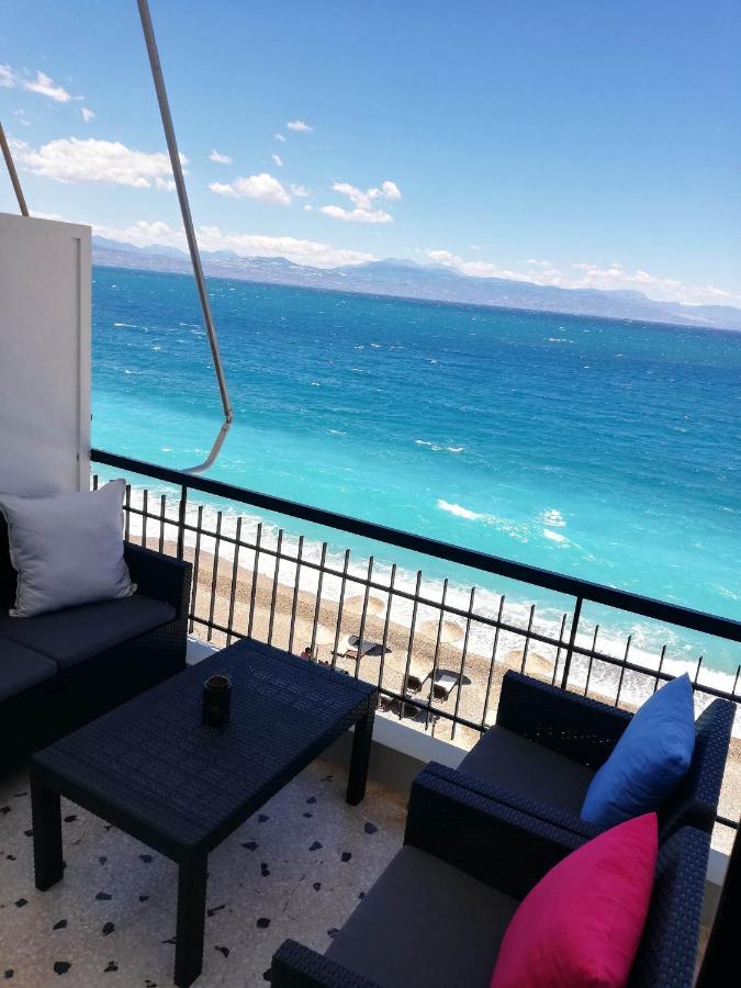 Captain'S Home Loutraki Exterior photo